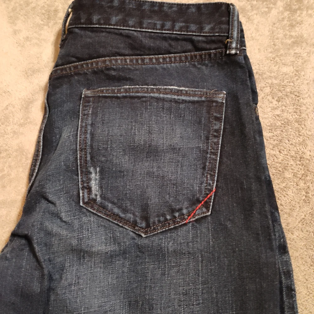 Men's Banana Republic Jeans - Picture 2 of 2